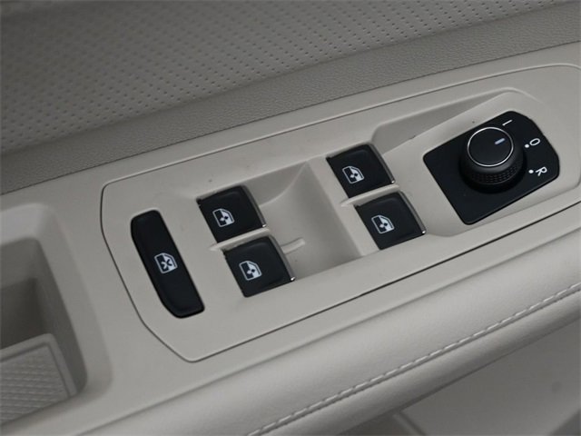 New 2026 Volkswagen Atlas SE image 13