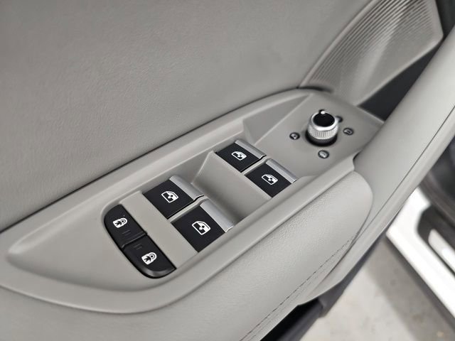 Used 2022 Audi Q5 e Prestige image 12