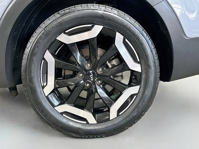 Used 2024 Kia Telluride EX w/ EX Captain's Chair Package AWD/4WD image 34