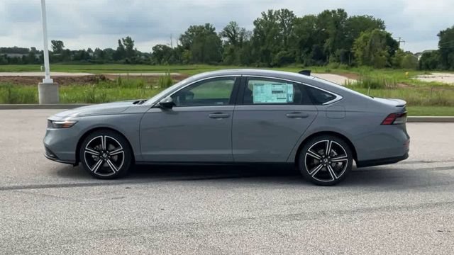 Used 2024 Honda Accord Sport image 5
