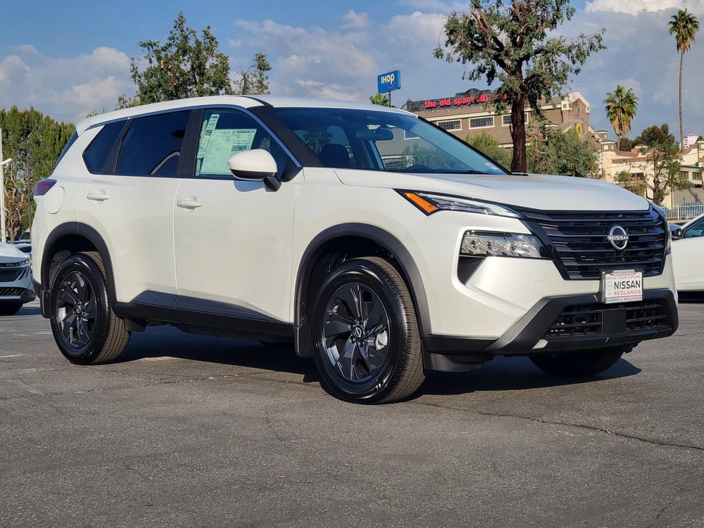 New 2026 Nissan Rogue SV w/ Cold Weather Package FWD image 4