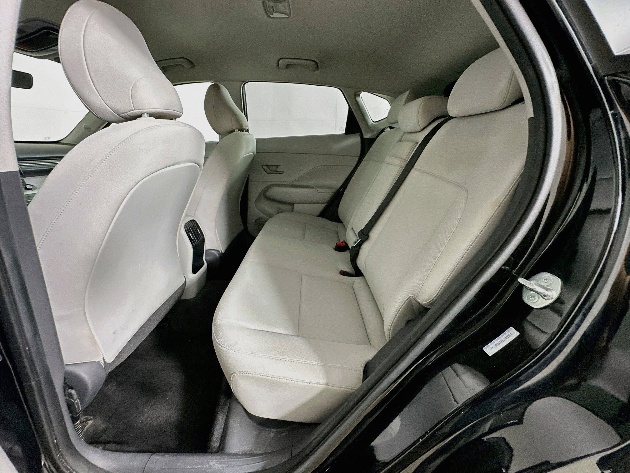 Used 2025 Hyundai Kona SEL FWD image 26