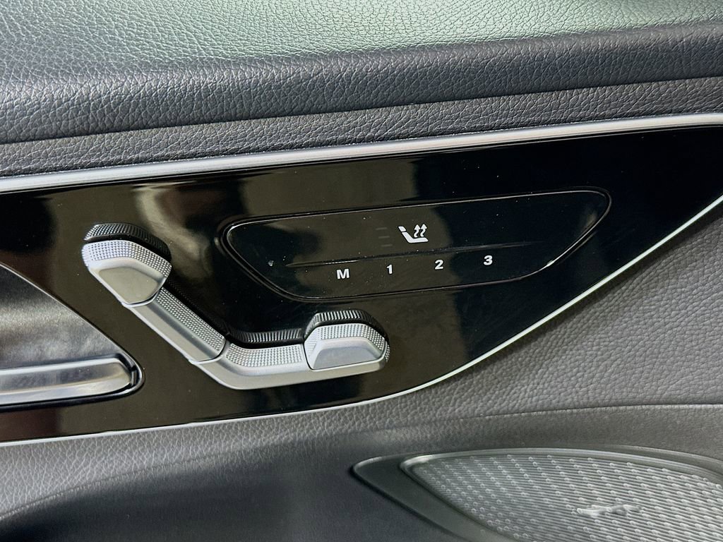 Used 2023 Mercedes-Benz C 300 Sedan image 21