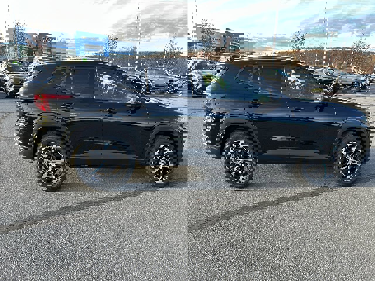 New 2026 Chevrolet Trax RS image 8