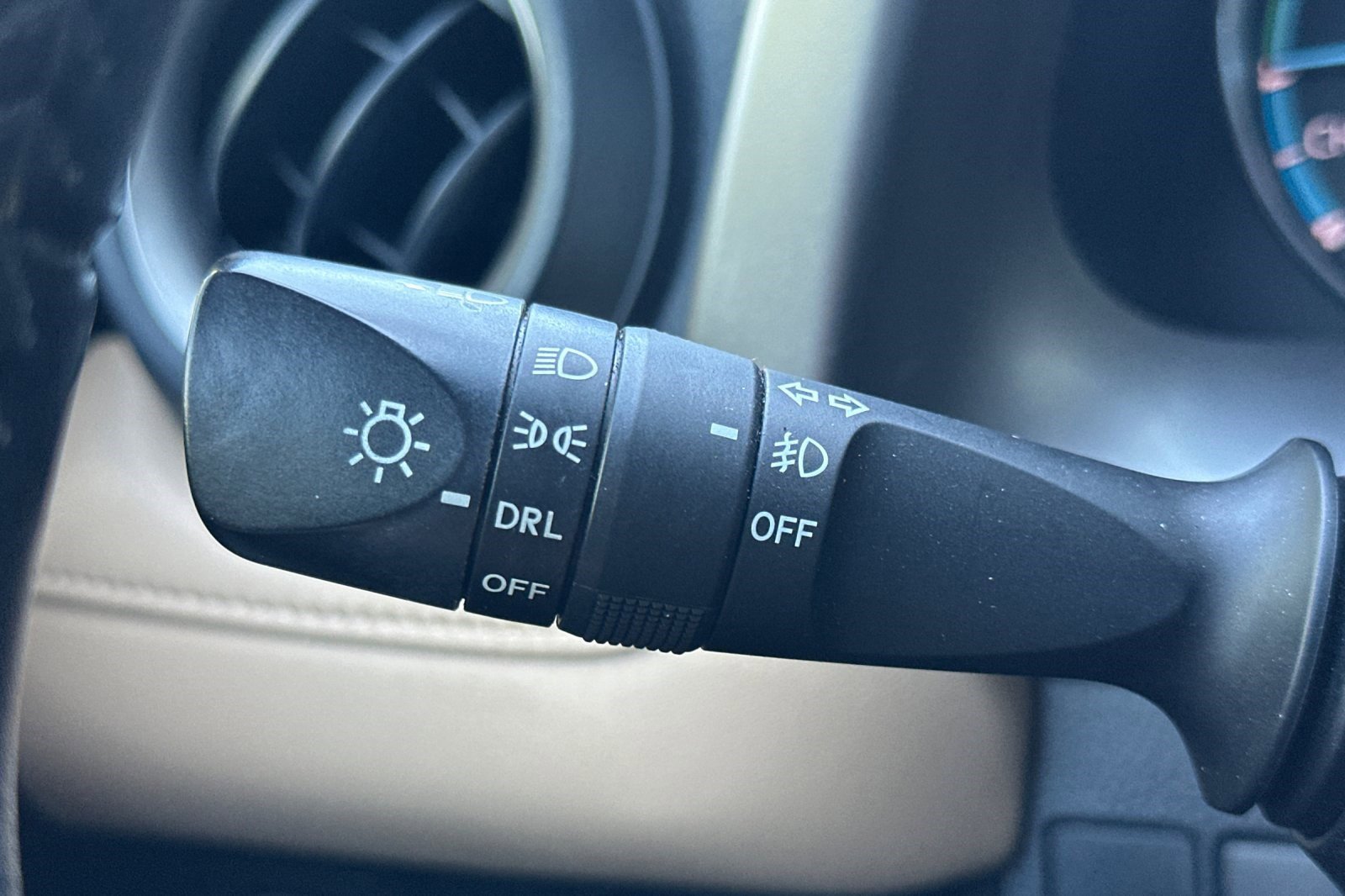 Used 2016 Toyota RAV4 XLE image 32