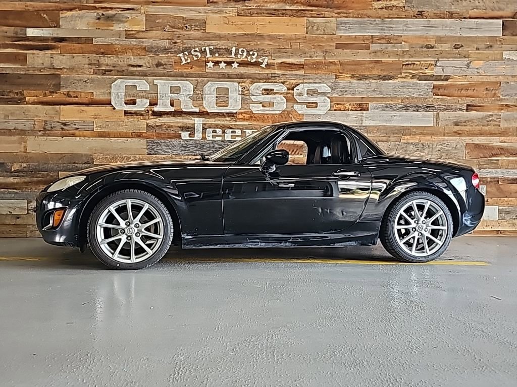 Used 2010 MAZDA MX-5 Miata Grand Touring w/ Premium Pkg image 2