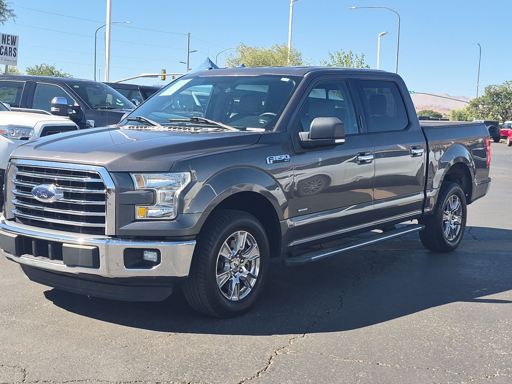 Used 2016 Ford F150 XLT w/ Equipment Group 302A Luxury RWD image 8