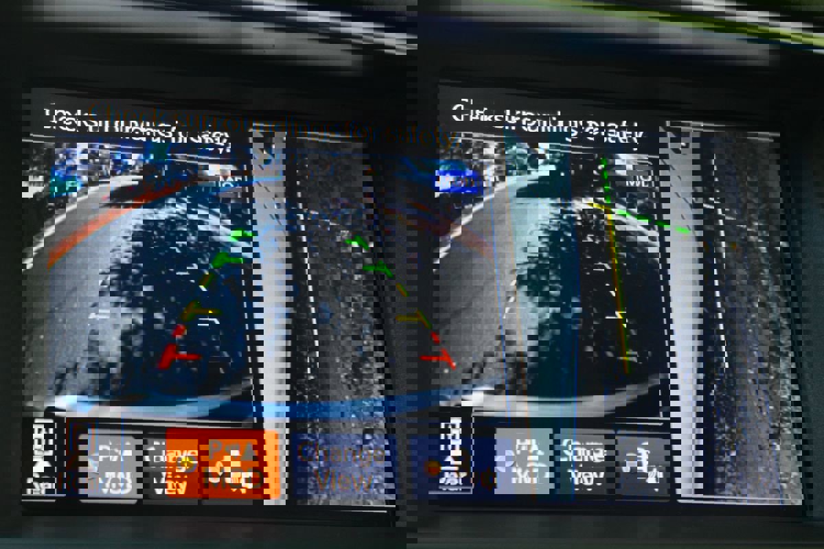 Used 2018 Nissan Armada Platinum w/ Cargo Package image 37