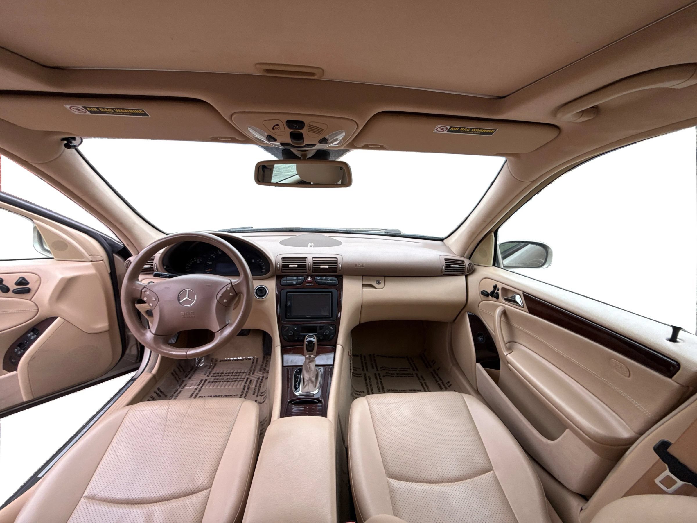 Used 2001 Mercedes-Benz C 320 Sedan image 22