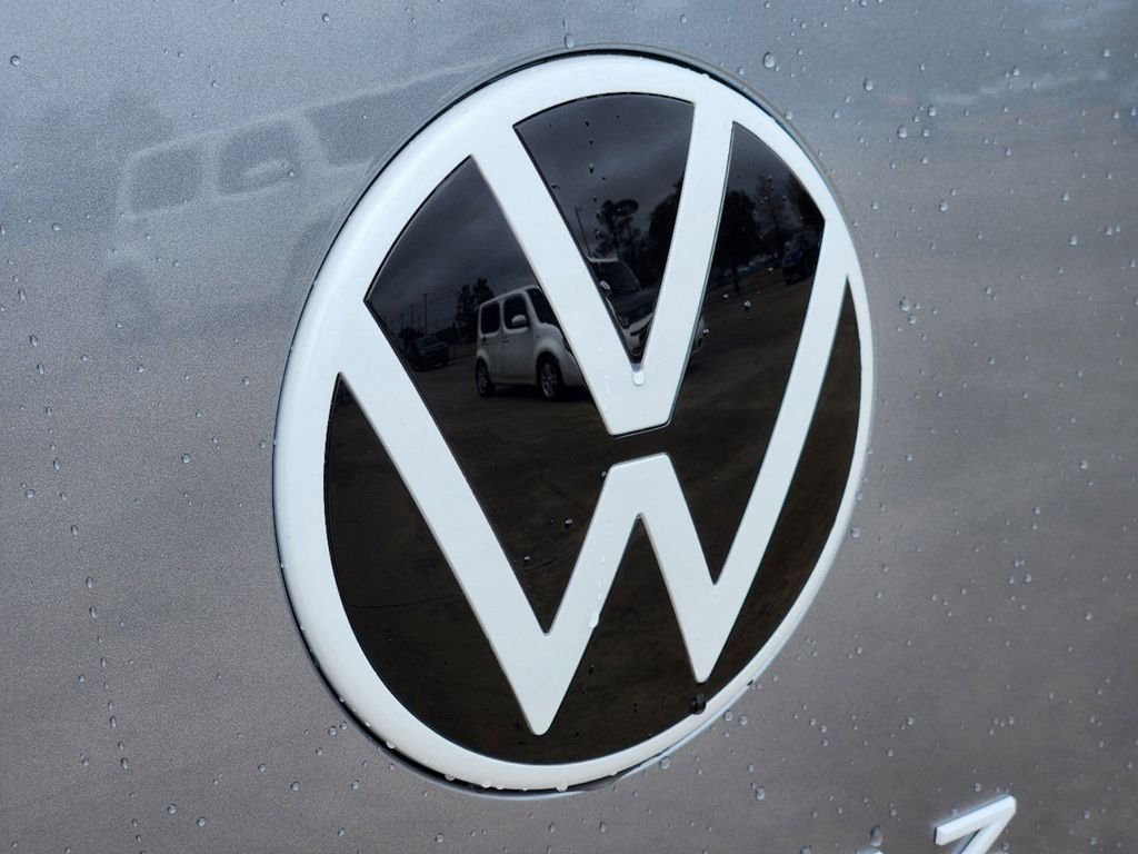 New 2025 Volkswagen ID. Buzz 1st Edition RWD image 7