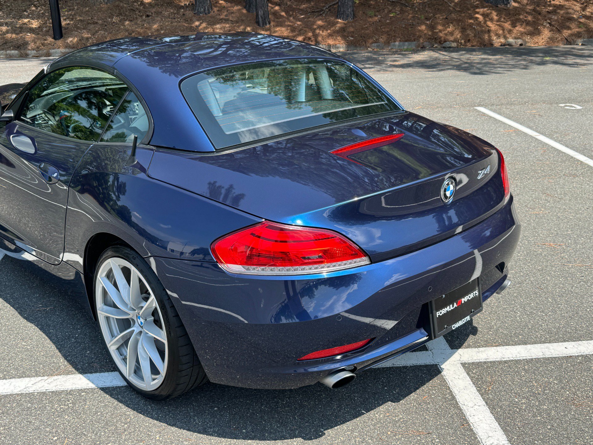 Used 2011 BMW Z4 sDrive35i RWD image 21