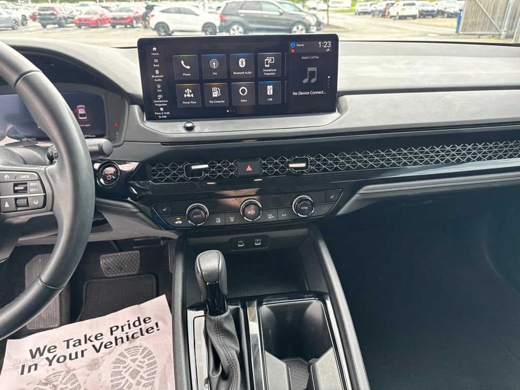 Used 2024 Honda Accord EX-L image 16
