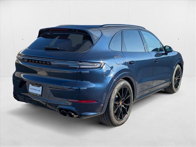 New 2025 Porsche Cayenne GTS image 9