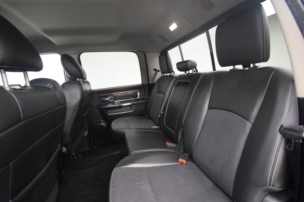 Used 2014 RAM 1500 Laramie w/ Convenience Group AWD/4WD image 18