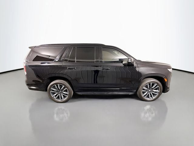 Used 2023 Cadillac Escalade Sport w/ LPO, Illumination Package AWD/4WD image 11
