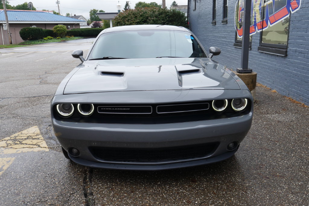 Used 2019 Dodge Challenger SXT w/ Plus Package RWD image 14