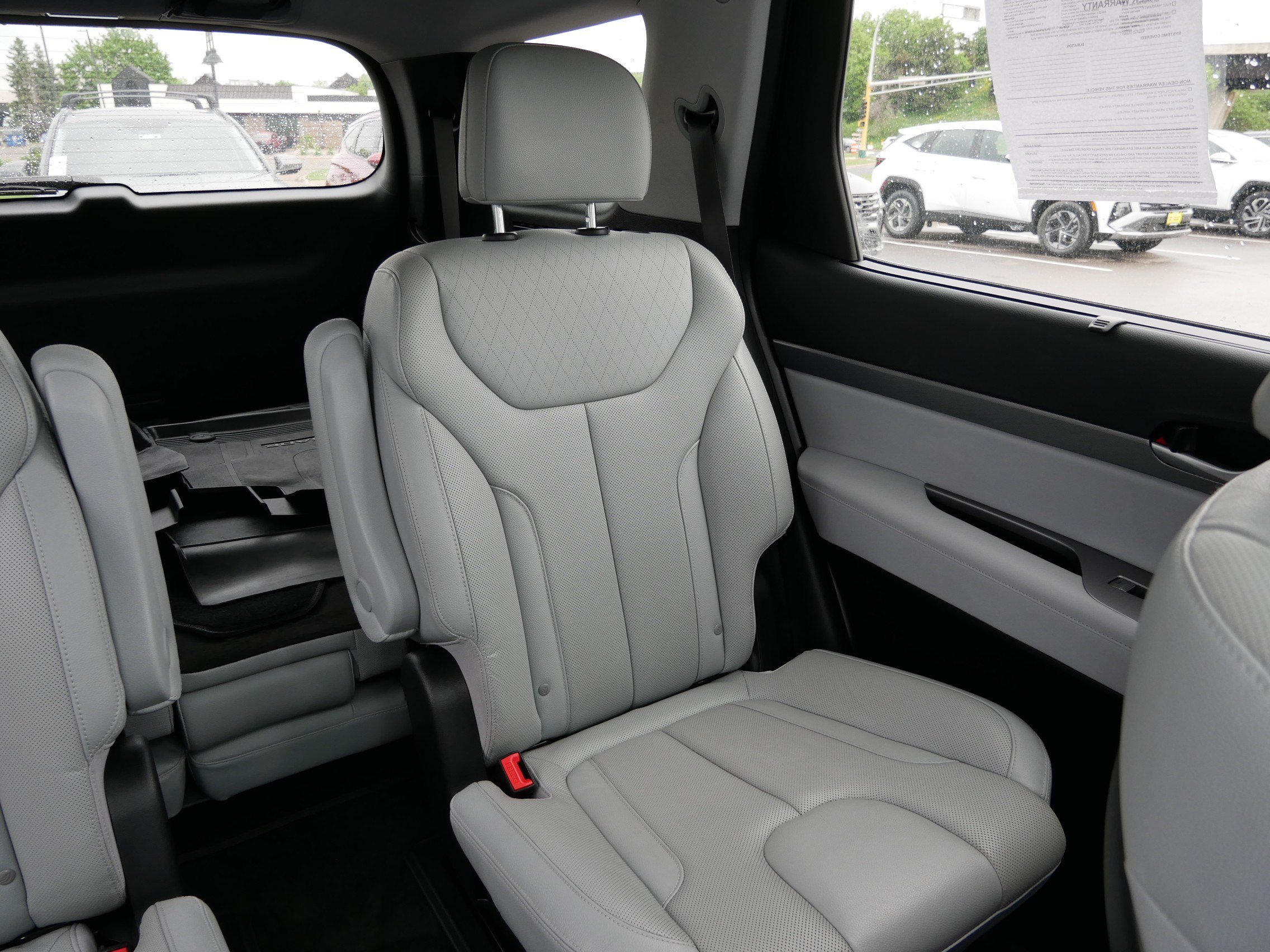 Used 2021 Hyundai Palisade SEL w/ Premium Package AWD/4WD image 14