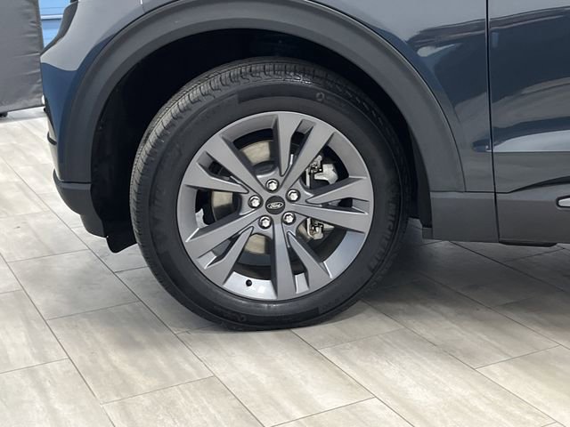 Used 2023 Ford Explorer XLT w/ Equipment Group 202A image 39