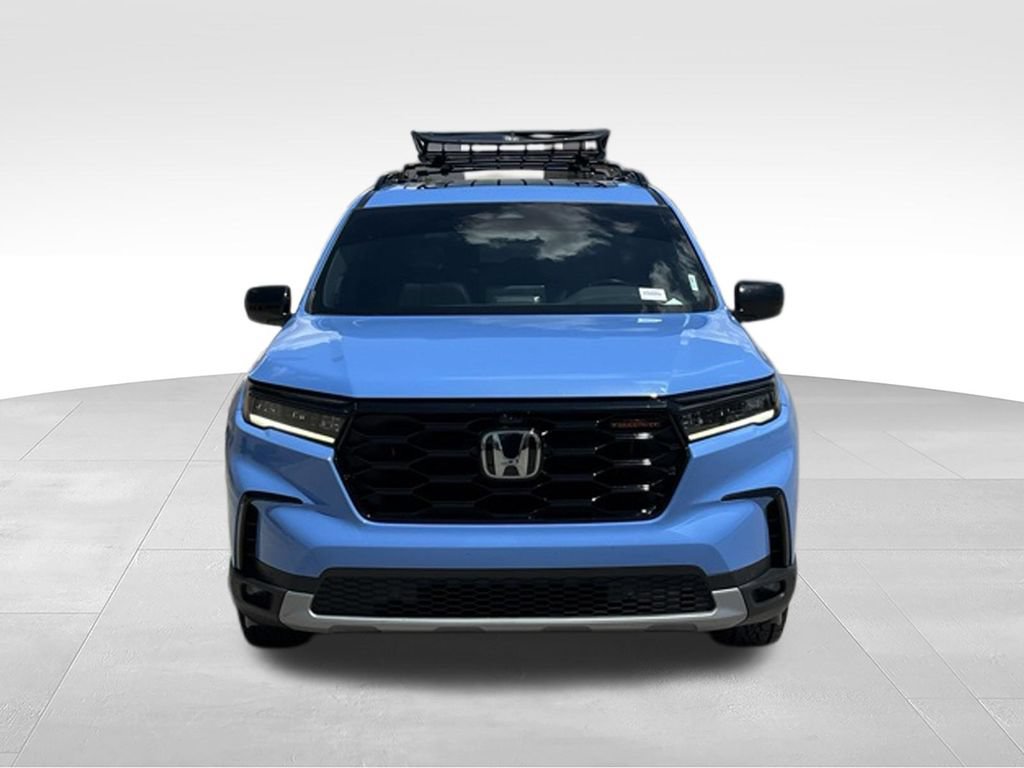 Used 2023 Honda Pilot TrailSport image 3