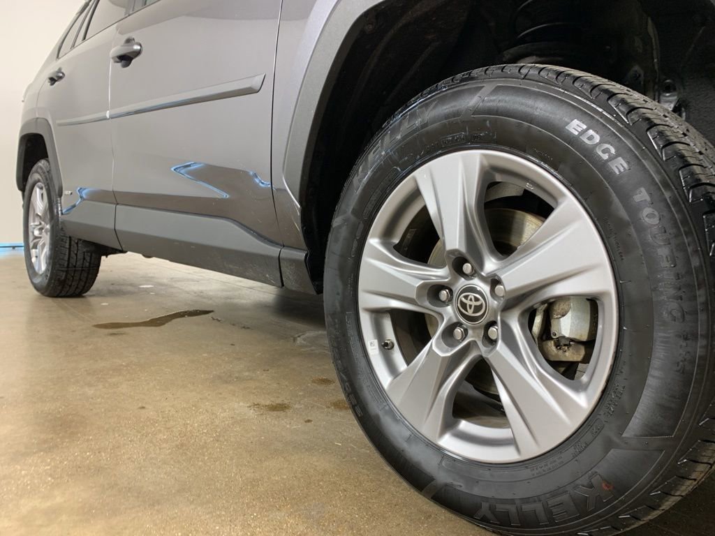 Used 2024 Toyota RAV4 LE image 6