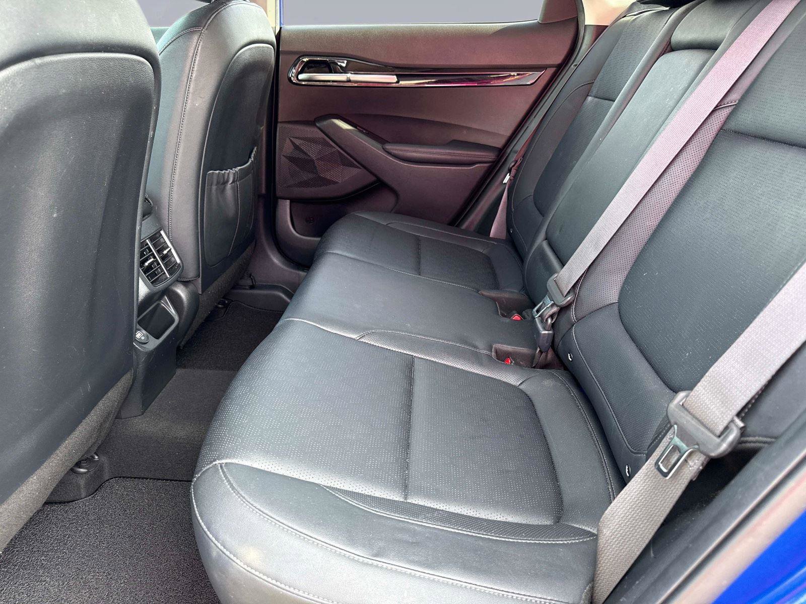 Used 2021 Kia Seltos EX image 12