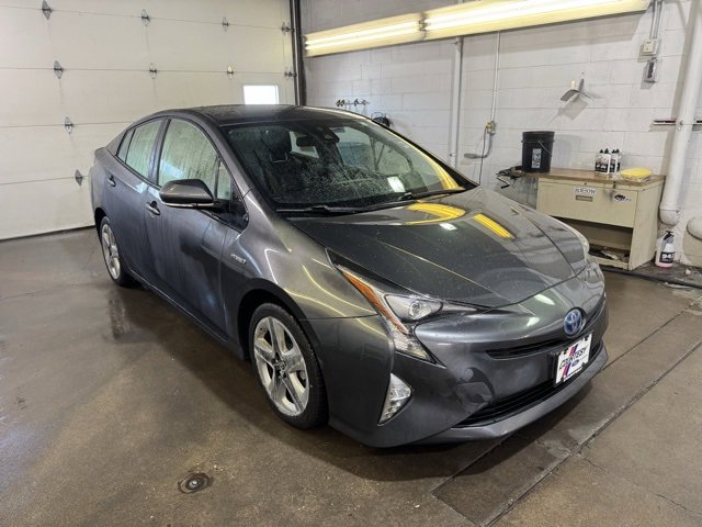 Used 2017 Toyota Prius Four Touring image 4