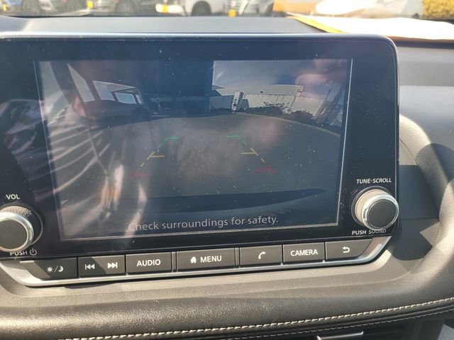 Certified 2024 Nissan Rogue SV image 21