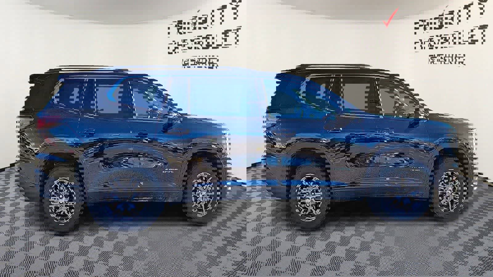 Used 2025 GMC Acadia Elevation image 9