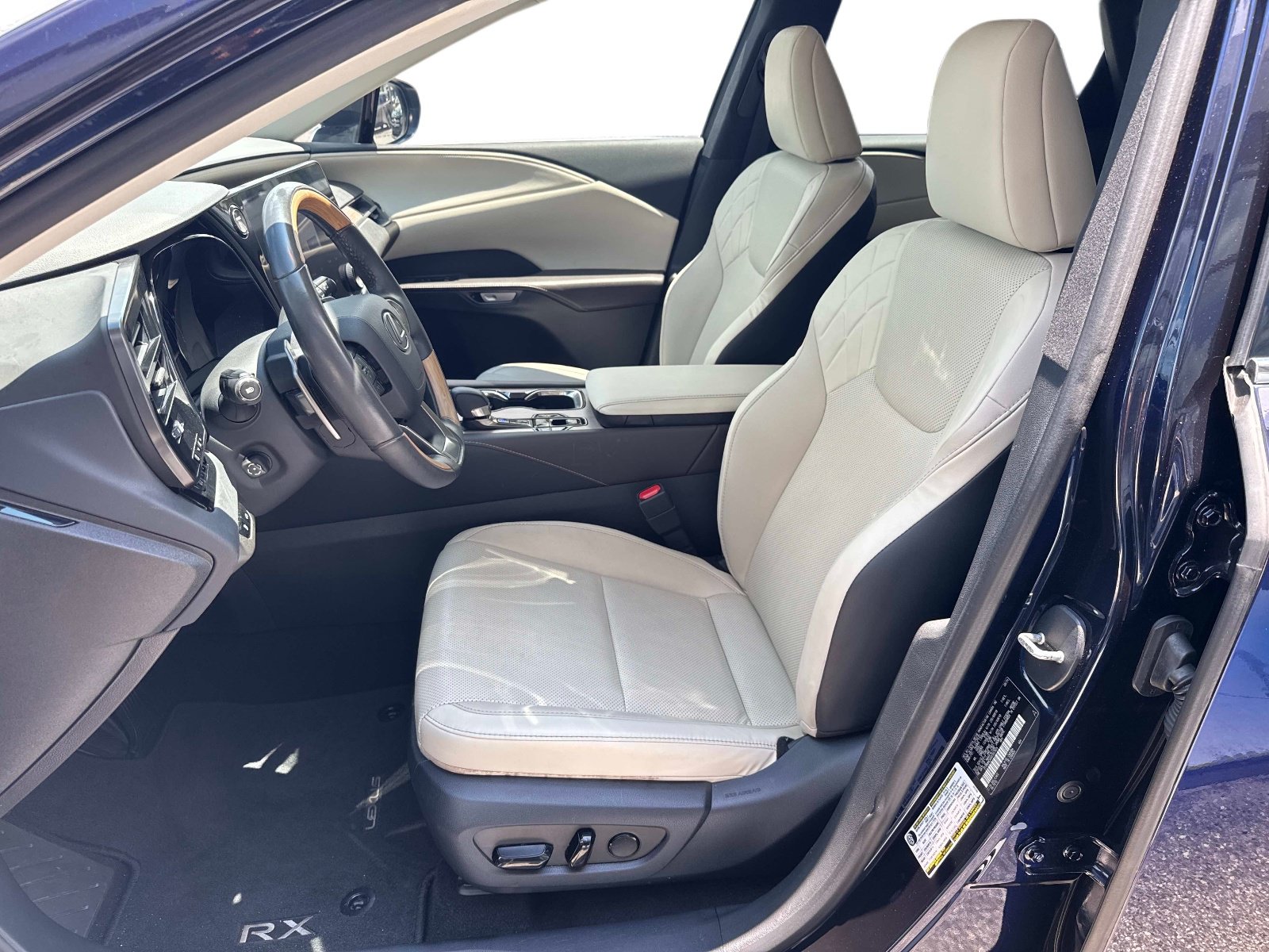 Used 2024 Lexus RX 350h w/ Accessory Package (Z1) AWD/4WD image 22