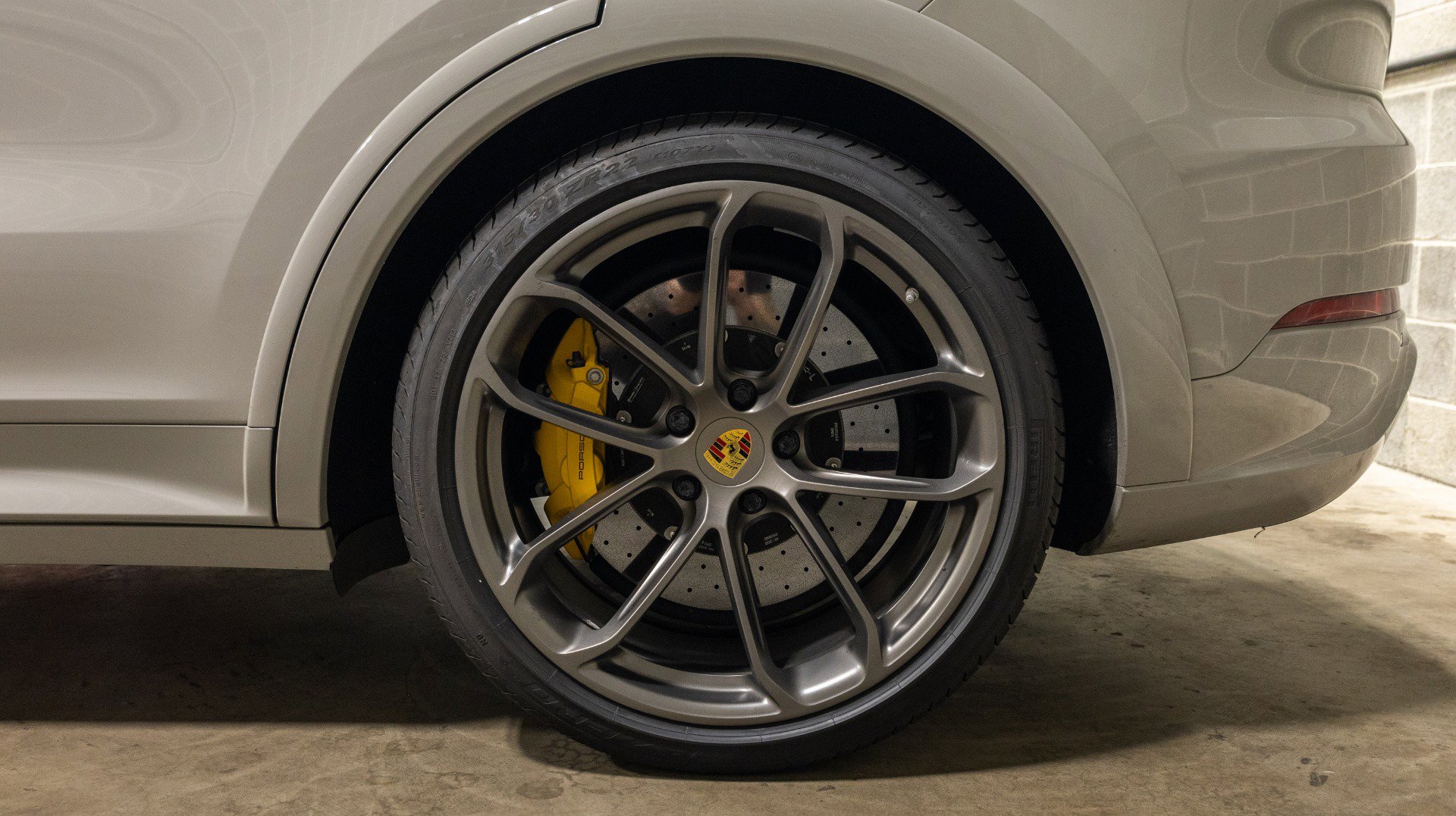 Used 2021 Porsche Cayenne Turbo S image 35