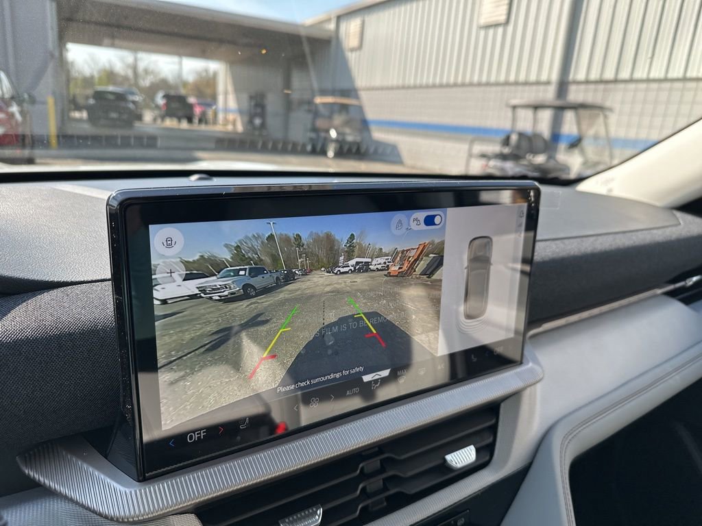 New 2026 Ford Explorer Active image 30