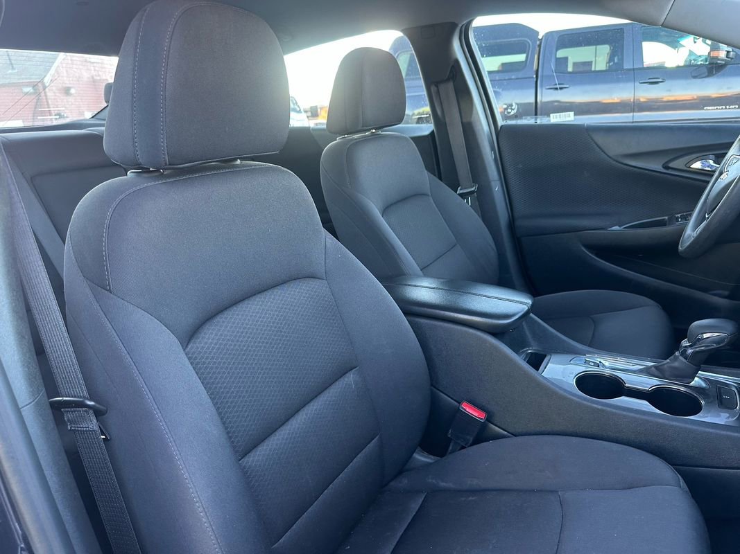 Used 2023 Chevrolet Malibu LT image 17