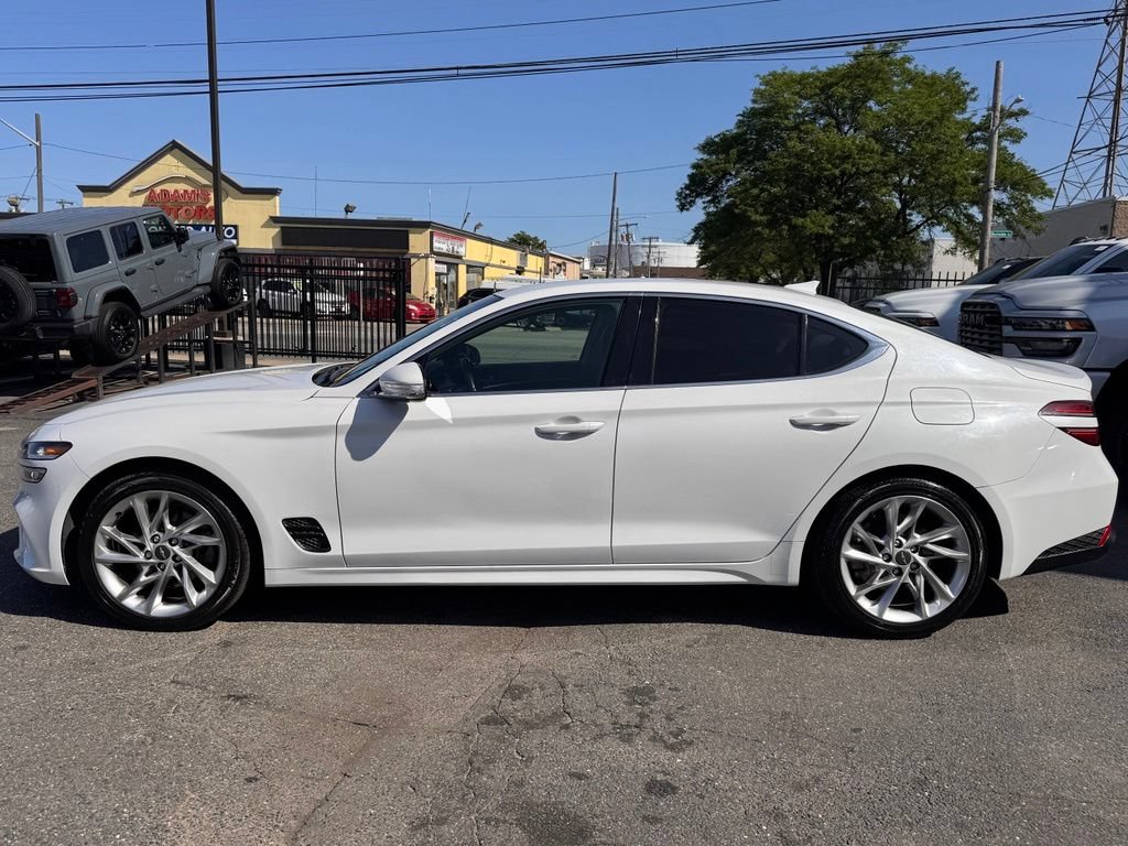 Used 2022 Genesis G70 2.0T AWD/4WD image 4