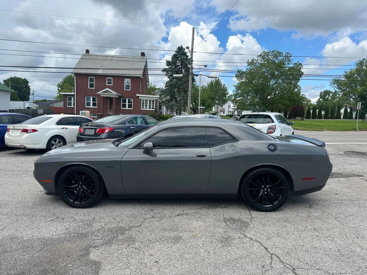 Used 2018 Dodge Challenger R/T w/ Blacktop Package image 5