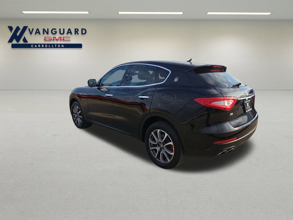 Used 2018 Maserati Levante image 3