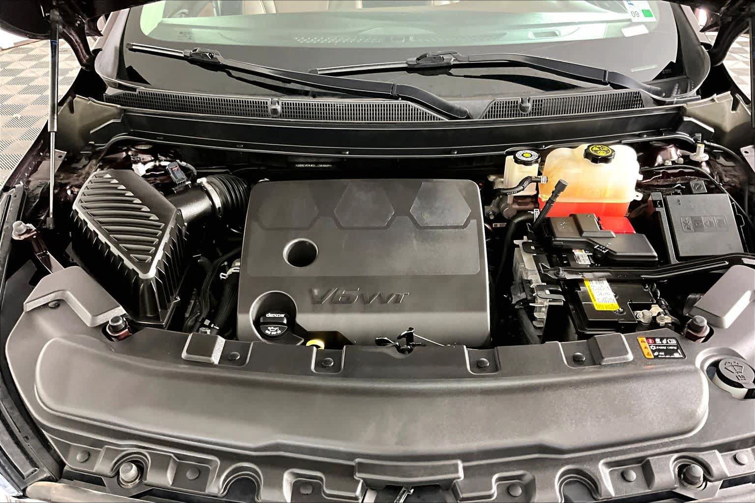 Used 2020 Buick Enclave Avenir w/ Avenir Technology Package AWD/4WD image 31
