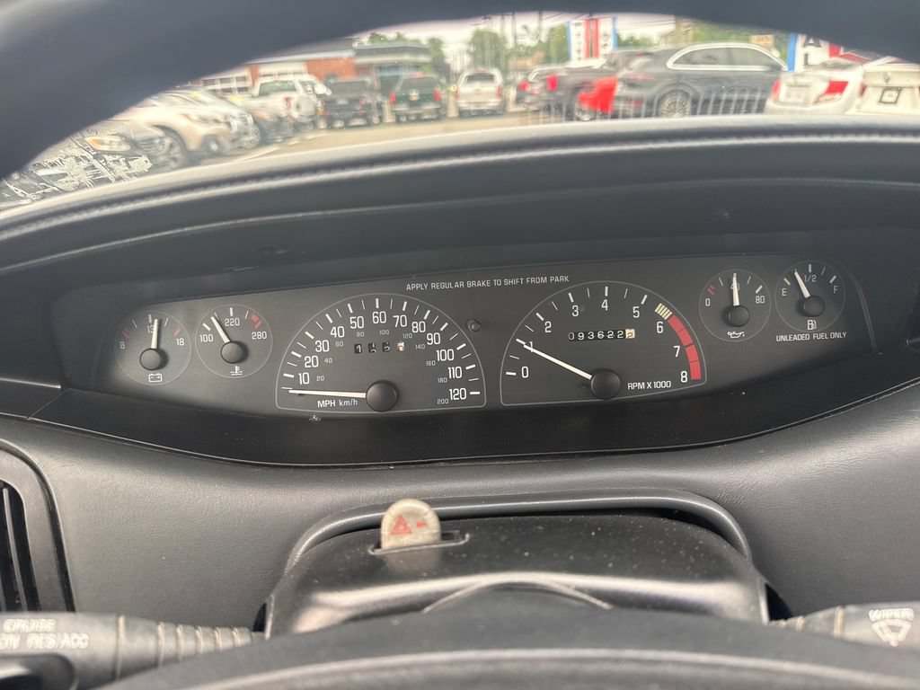 Used 1995 Buick Skylark Custom FWD image 15