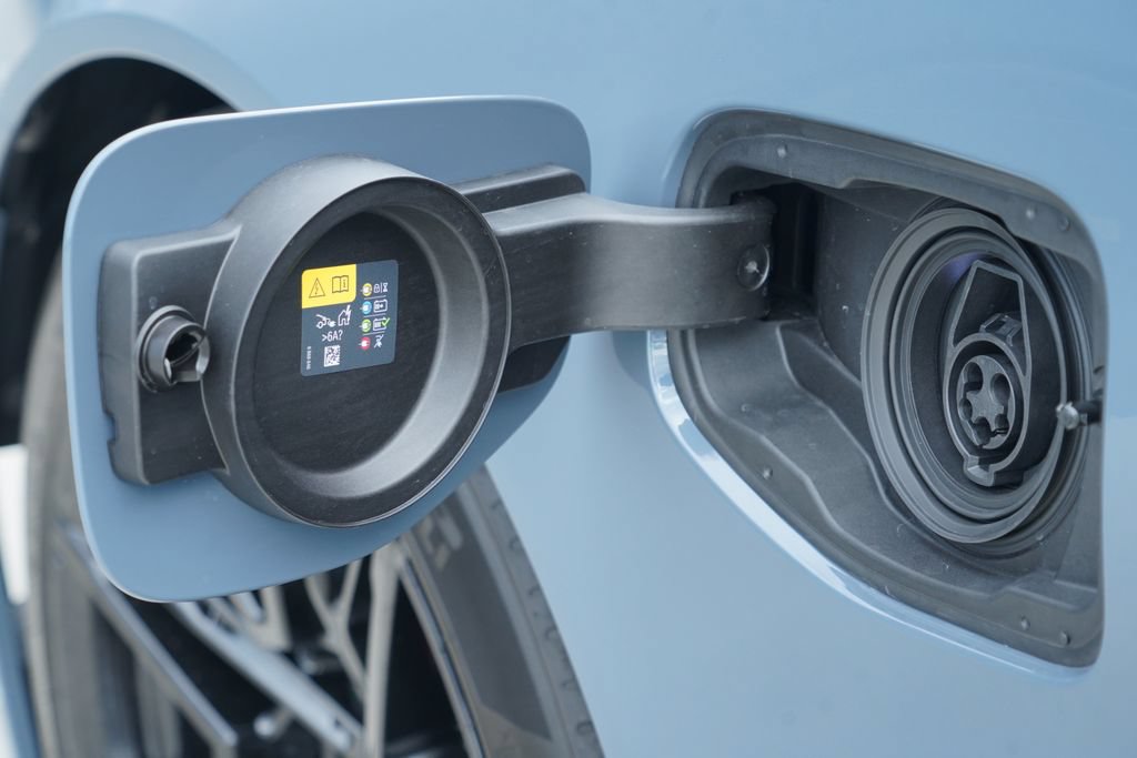 New 2027 BMW M5 Touring AWD/4WD image 7