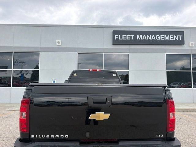 Used 2008 Chevrolet Silverado 3500 LTZ w/ EZ-Lift Tailgate Package AWD/4WD image 5