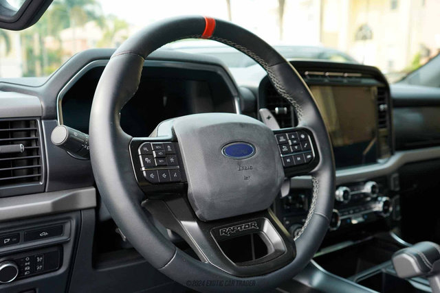 Used 2022 Ford F150 Raptor w/ Convenience Package image 39