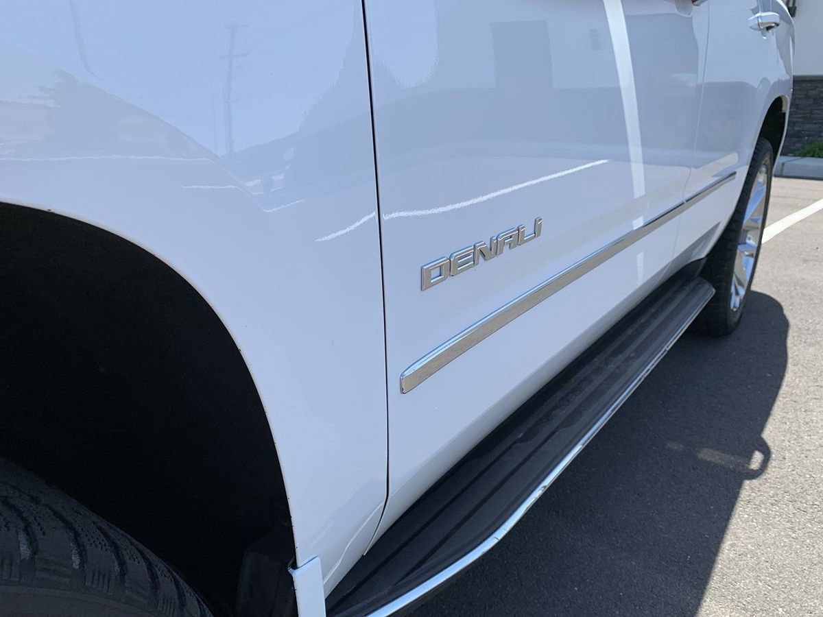 Used 2017 GMC Yukon Denali AWD/4WD image 13