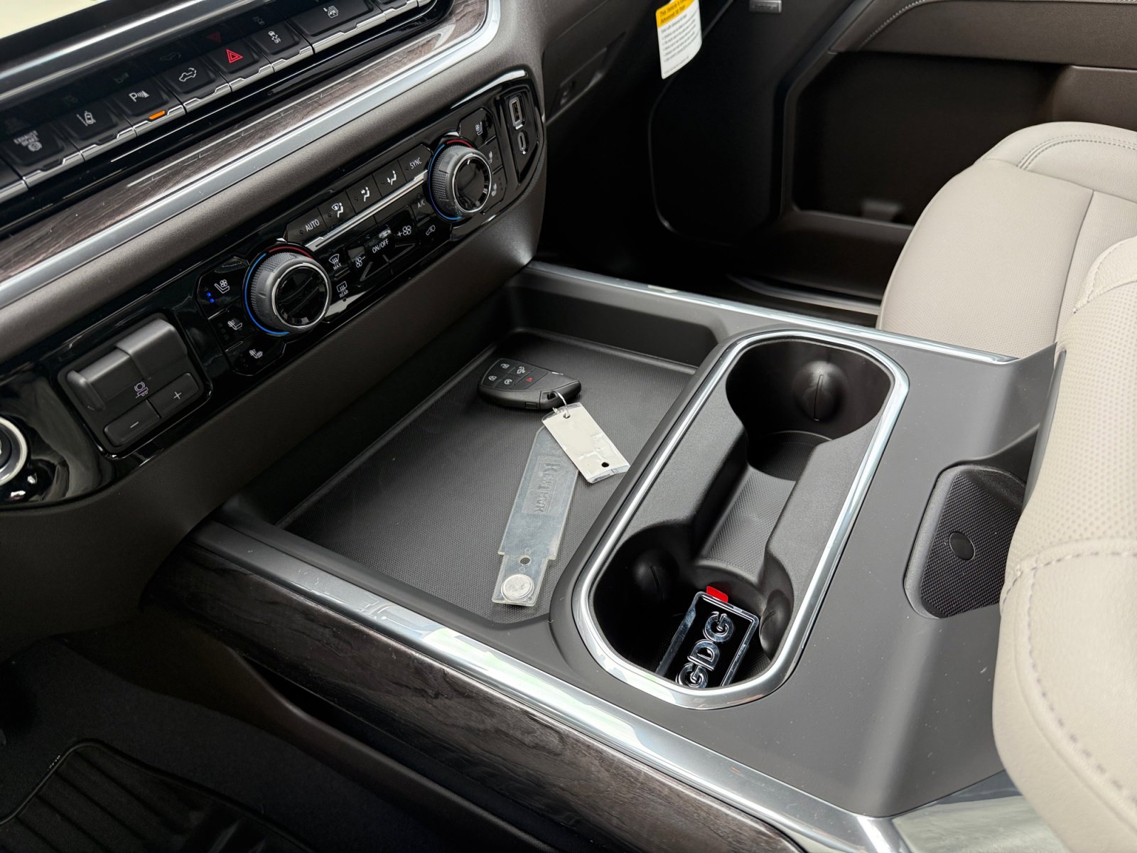 New 2026 Chevrolet Silverado 2500 LTZ w/ LTZ Premium Package image 13