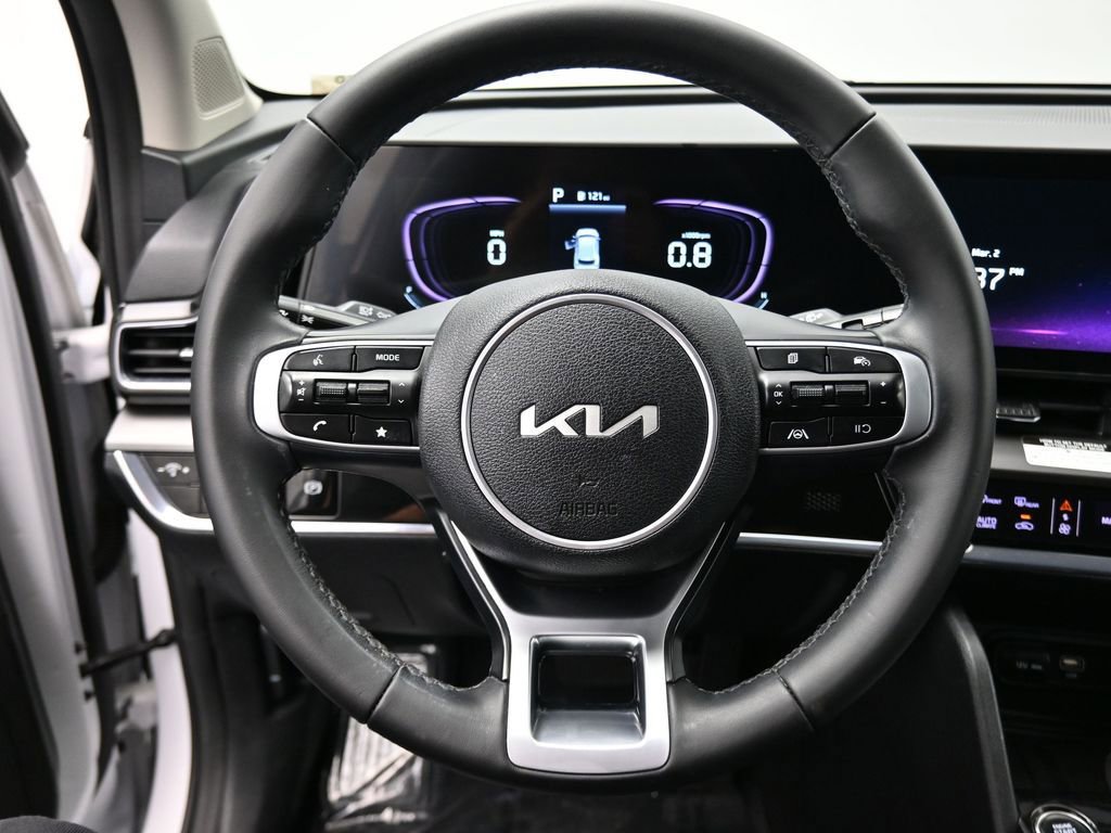 Certified 2023 Kia Sportage EX image 7