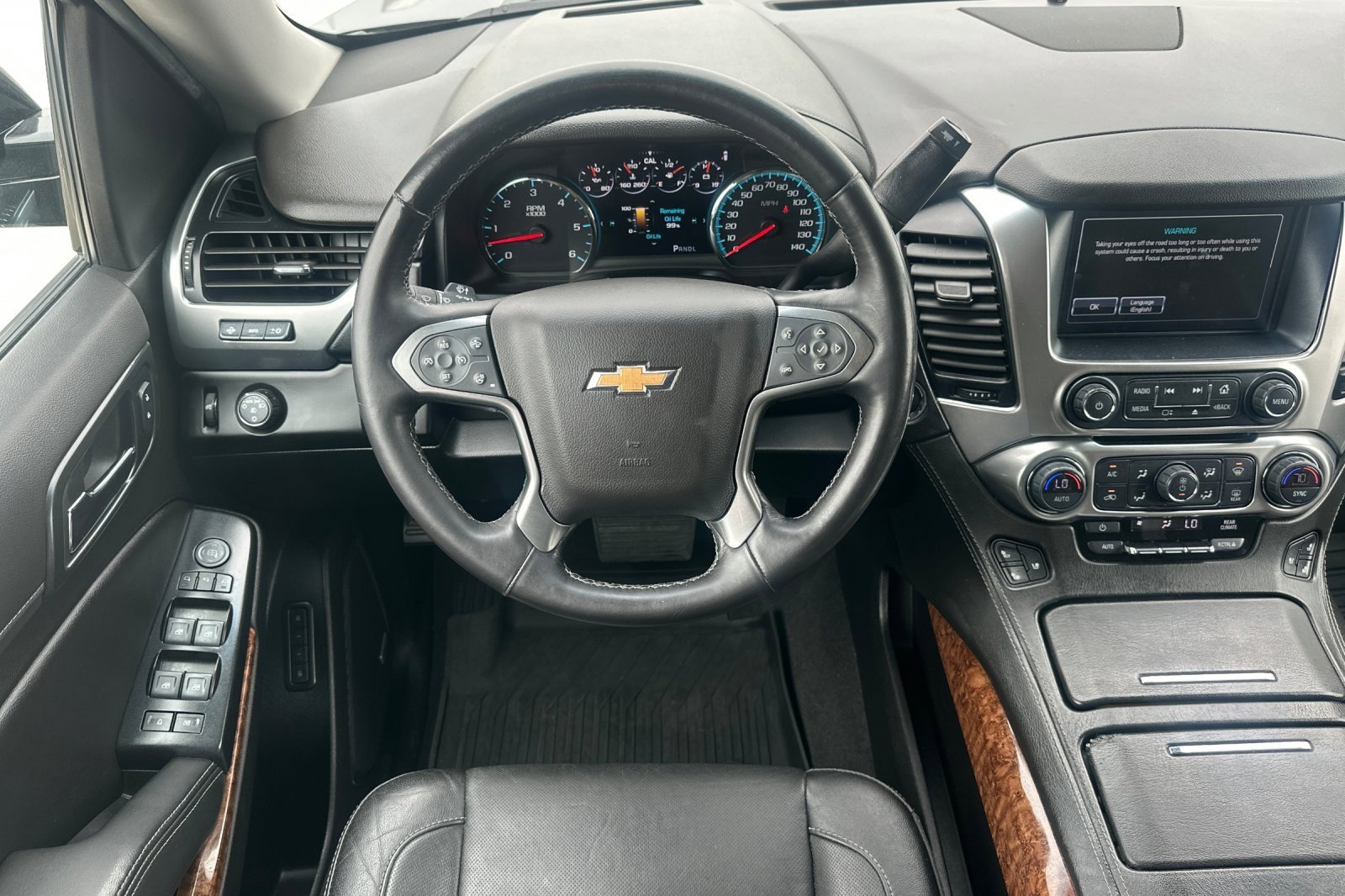 Used 2020 Chevrolet Suburban Premier w/ RST 6.2L Performance Edition RWD image 13