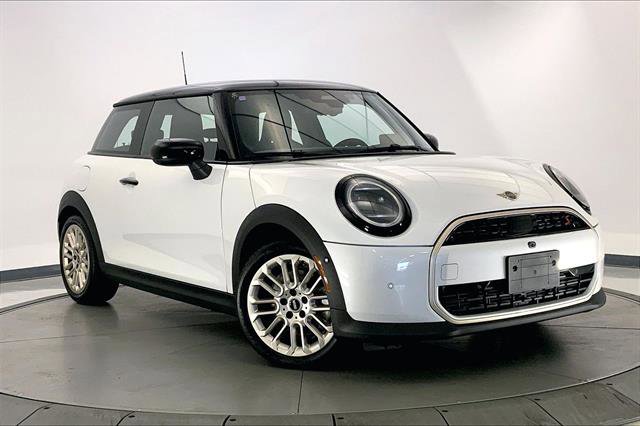 Used 2025 MINI Cooper S image 1
