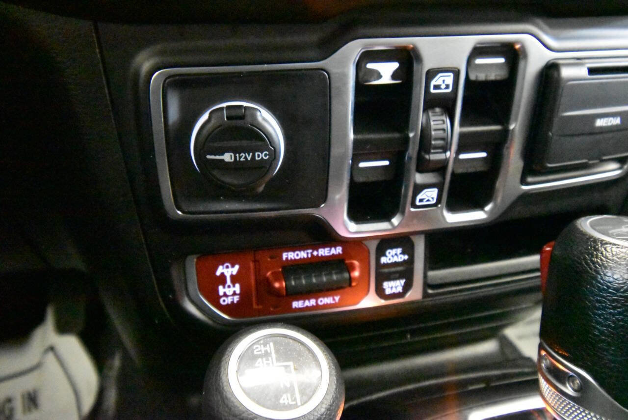 Used 2022 Jeep Gladiator Rubicon w/ LED Lighting Group AWD/4WD image 19