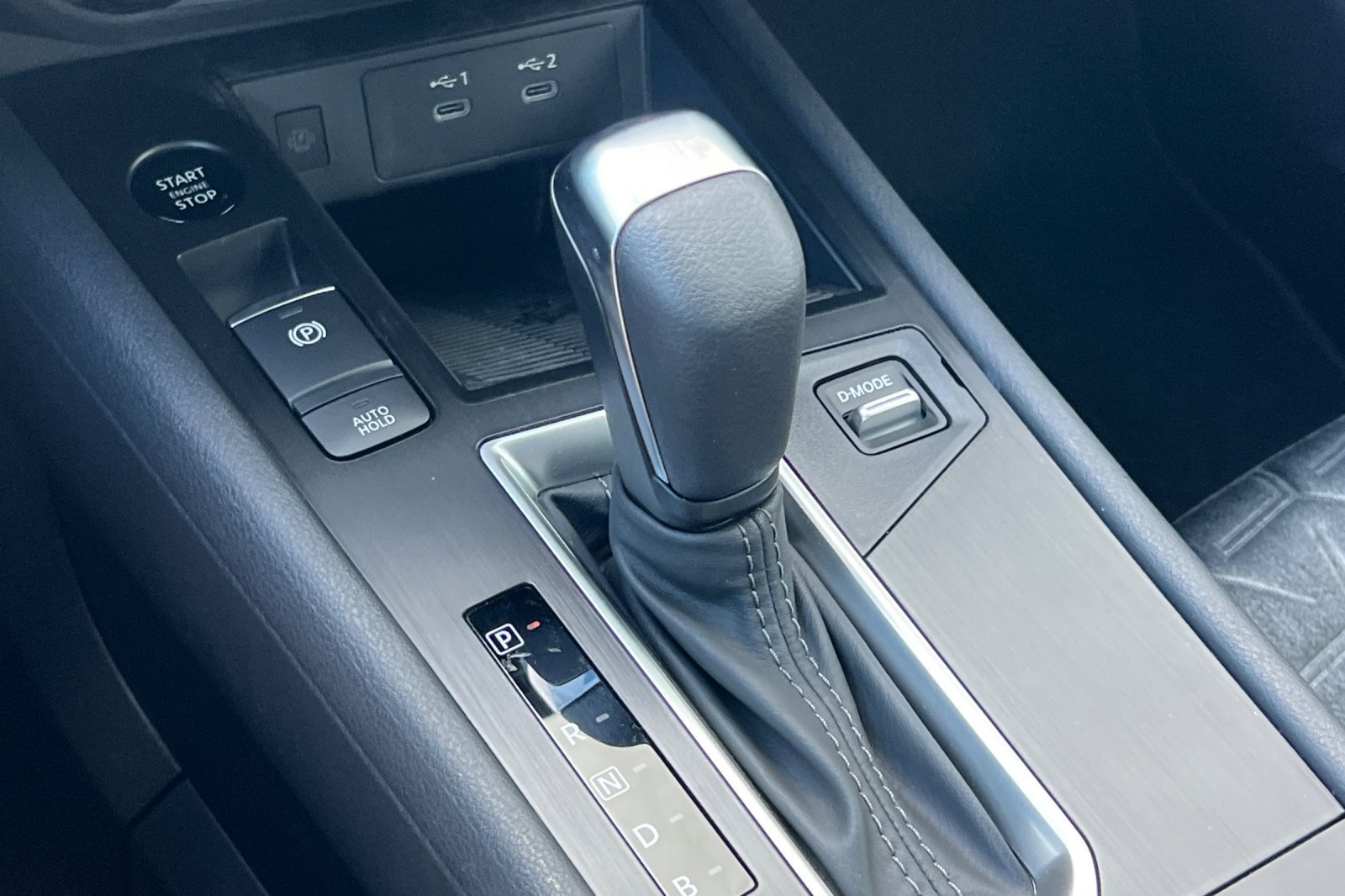 New 2026 Nissan Kicks SV FWD image 18