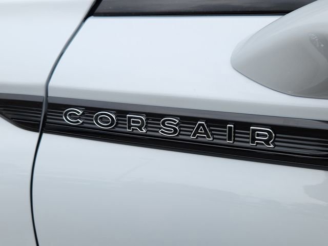 New 2025 Lincoln Corsair Reserve w/ Equipment Group 202A image 16