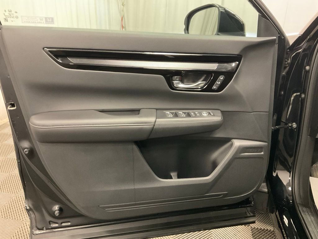 Used 2025 Honda CR-V EX-L image 15