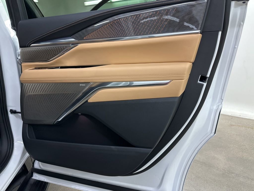 Certified 2025 Cadillac Escalade IQ Sport 2 w/ LPO, ONYX Package image 22